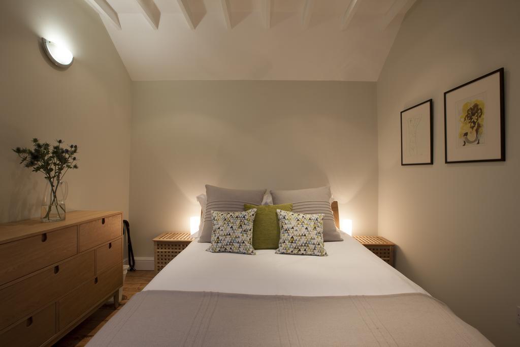 Centre Village 2 Bedroom Cottage - The Byre Pewsey Экстерьер фото